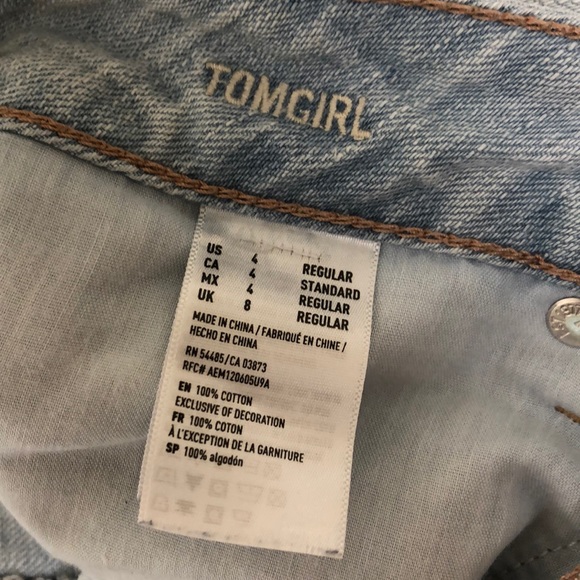 American Eagle Tomgirl Jeans - Picture 3 of 5
